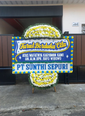 Papan Bunga Duka di Gumukmas